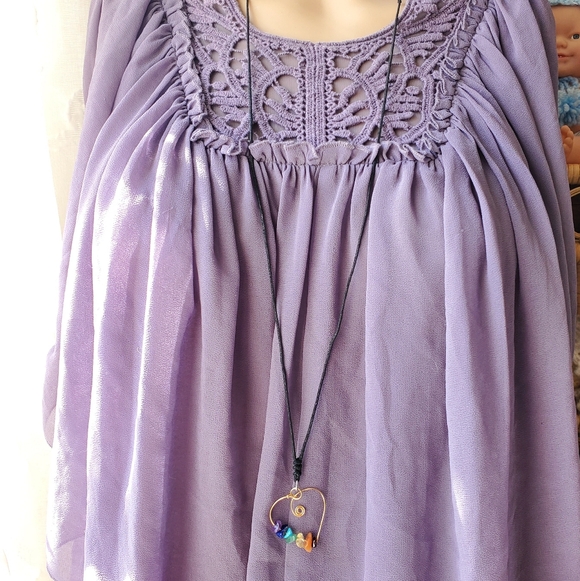 Jewelry - 🛍️BUNDLE ONLY ITEM🛍️ Extra long necklace with/Copper chakra heart